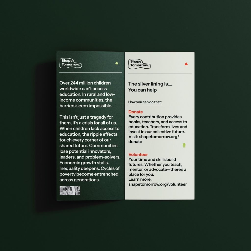 Free_BiFold_DL_Flyer_mockup_2